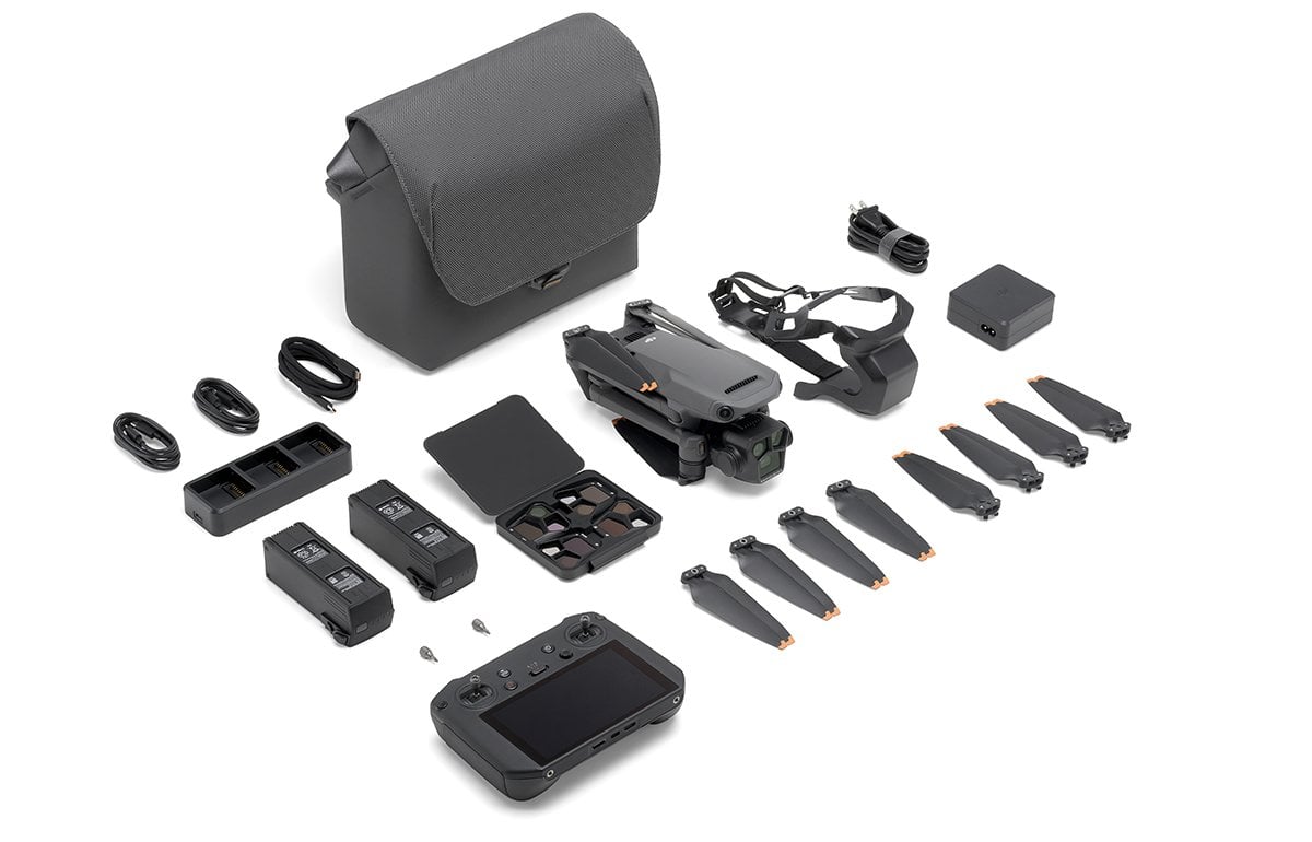 DJI Mavic 3 Pro Cine PRemium Combo